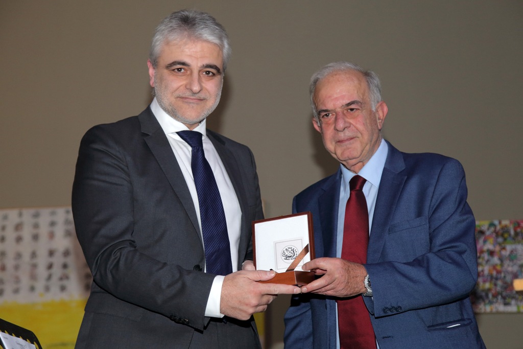 Συγχαρητήρια Λαμπρινού στον πρόεδρο του ΙΤΕ Νεκτάριο Ταβερναράκη για την επανεκλογή του