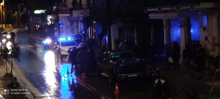 Κρήτη: «Τούμπαρε» το αμάξι… στη μέση της πόλης