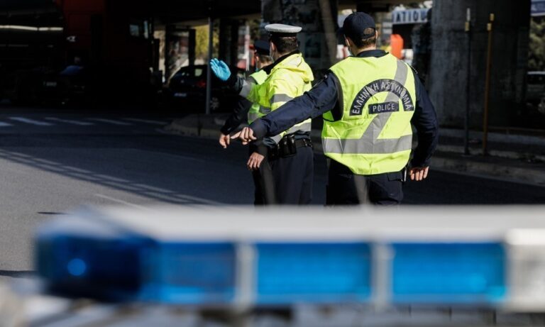 Κορωνοϊός: Πότε πέφτει πρόστιμο στο αυτοκίνητο και με μάσκα