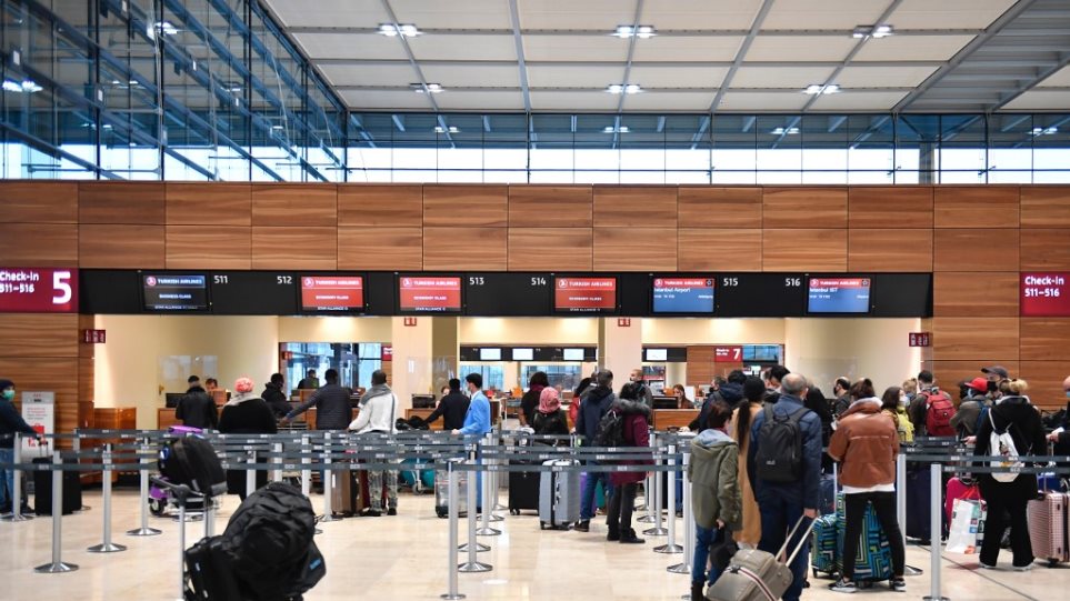 Μυστήριο στο νέο αεροδρόμιο του Βερολίνου: 60 εργαζόμενοι έπαθαν ηλεκτροπληξία!