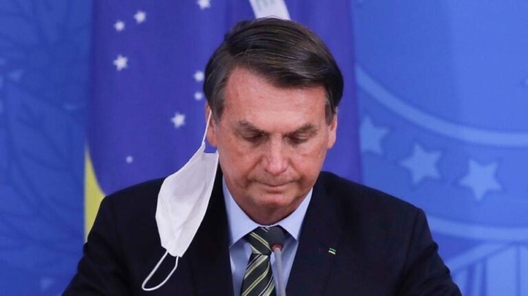 Μπολσονάρου: Η Βραζιλία χρεοκόπησε, δεν μπορώ να κάνω τίποτα