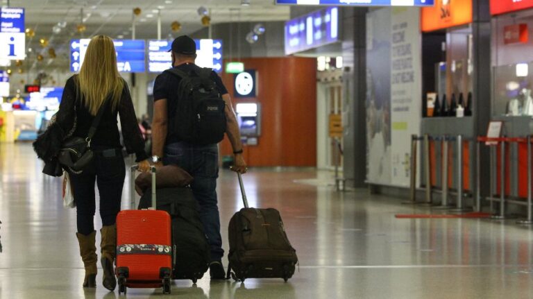 Κορωνοϊός – ΕΕ: Απαγορεύει την είσοδο σε ταξιδιώτες από την Ιαπωνία