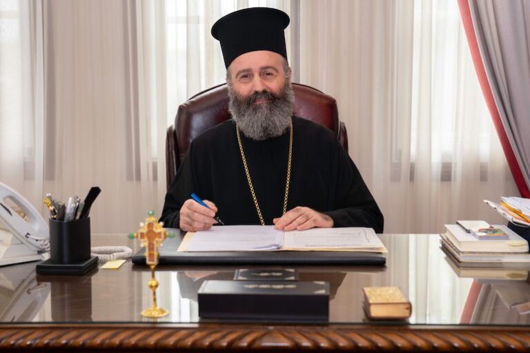 Κρητικός Αρχιεπίσκοπος Αυστραλίας: «Θα εμβολιαστώ και, μάλιστα, δημόσια»