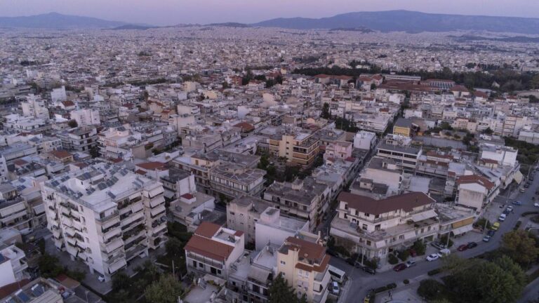 Τι σημαίνει για τον ΕΝΦΙΑ και την τσέπη μας η αναθεώρηση των αντικειμενικών αξιών