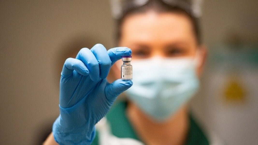 ΕΕ: Ζητά εξηγήσεις από την AstraZeneca για τη μείωση στις προμήθειες εμβολίου