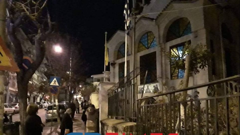 Θεοφάνεια – Θεσσαλονίκη: Από το ξημέρωμα στις εκκλησίες για τον αγιασμό