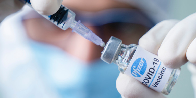 Pfizer: Ζήτησε από τον FDA την έγκριση χρήσης του εμβολίου σε παιδιά 12-15 ετών