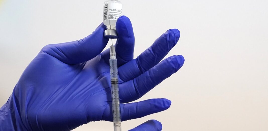 Eμβόλιο κορωνοϊού: Η ΙΑΤΑ στηρίζει την πρόταση Μητσοτάκη για πιστοποιητικό εμβολιασμού