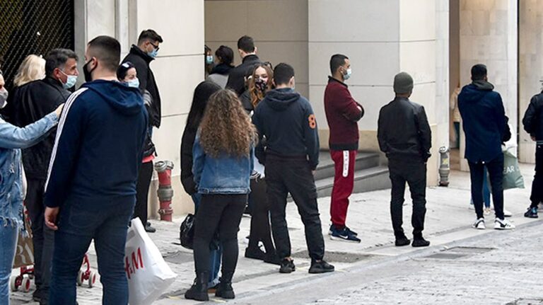Lockdown στην Αττική: Αλλαγές σε σχολεία, καταστήματα και ωράριο – Οι εισηγήσεις των ειδικών