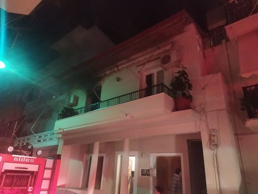 Κρήτη: H φωτιά στην κουζίνα προκάλεσε αναστάτωση (βίντεο)