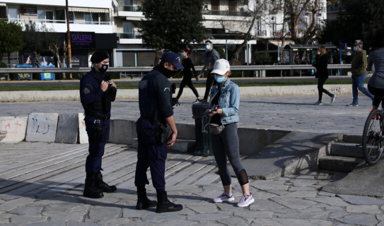 Κορωνοϊός: Πρόστιμα 3.300 ευρώ για μη τήρηση μέτρων την περασμένη εβδομάδα