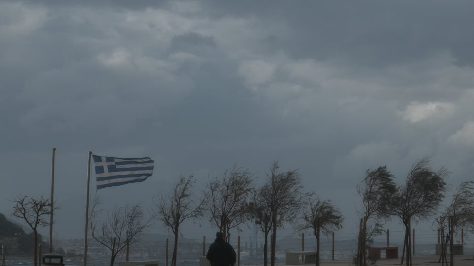Παγωμένη η νύχτα στη χώρα – Θυελλώδεις άνεμοι στην Κρήτη