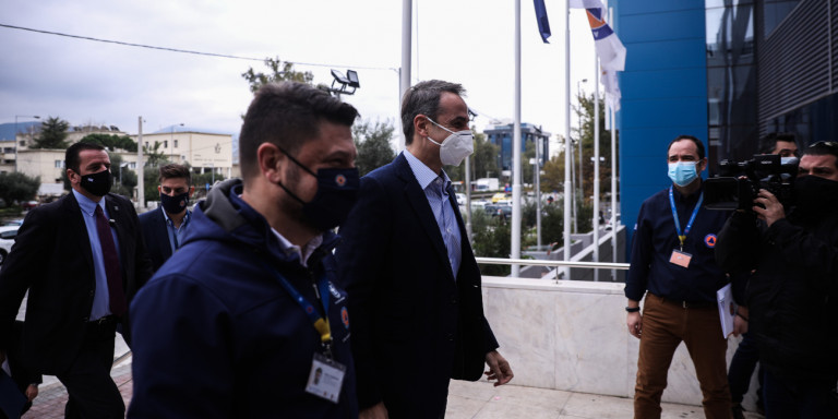Στο Κέντρο Επιχειρήσεων της Γ.Γ. Πολιτικής Προστασίας ο Μητσοτάκης στις 19:00 – Σύσκεψη για τον εμβολιασμό