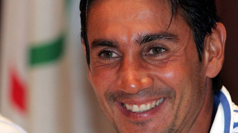 «Απειλούσαν παιδιά για να μη μιλήσουν»: Στήριξη του Νίκου Κακλαμανάκη στη Σοφία Μπεκατώρου