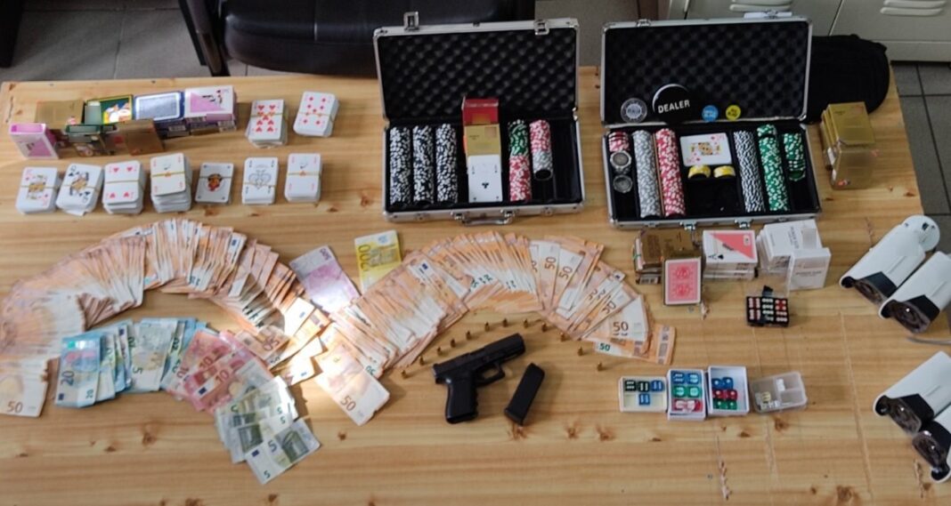 Μετέτρεψαν κατάστημα σε παράνομο καζίνο – 24 συλλήψεις