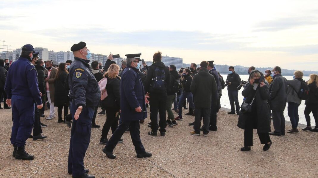 Θεοφάνεια: Μία σύλληψη και εννέα προσαγωγές για τη ρίψη σταυρού