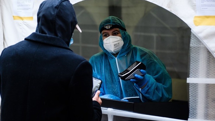 Ξεπέρασαν τα 2 εκατ. τα κρούσματα του νέου κορωνοϊού στη Γερμανία