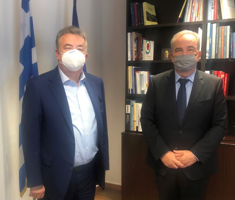 Με επίκεντρο τον αναπτυξιακό νόμο η συνάντηση του Περιφερειάρχη Κρήτης με τον αν. Υπουργό Ανάπτυξης και Επενδύσεων