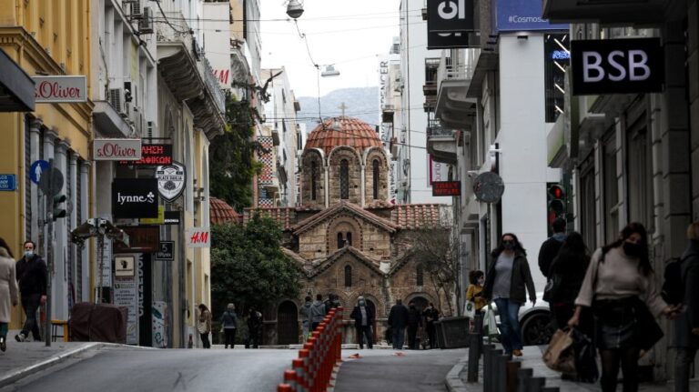 «e-λιανικό»: Αφορολόγητα κι ακατάσχετα τα 5.000 ευρώ της επιδότησης