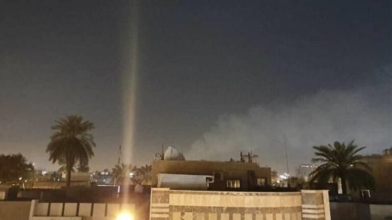 Ιράκ: Ρουκέτες «χτύπησαν» στην περιοχή της πρεσβείας των ΗΠΑ στη Βαγδάτη