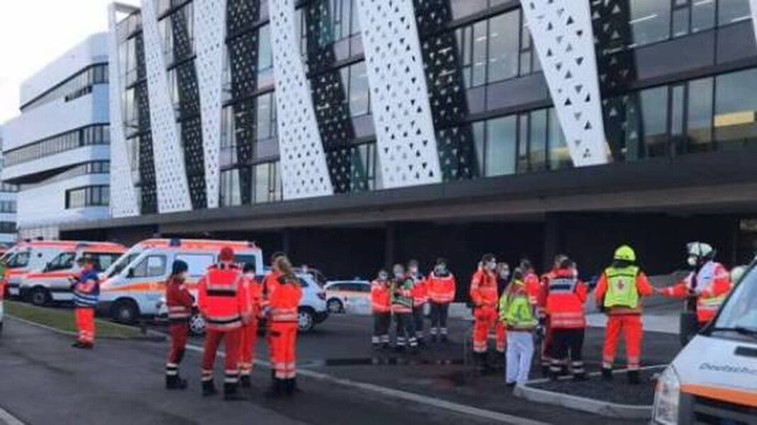 Έκρηξη με τρεις τραυματίες σε σούπερ μάρκετ στη Γερμανία