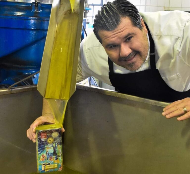 Assargiotakis Olive Oil και Χρήστος Λάπας «ενώνουν τις δυνάμεις τους»