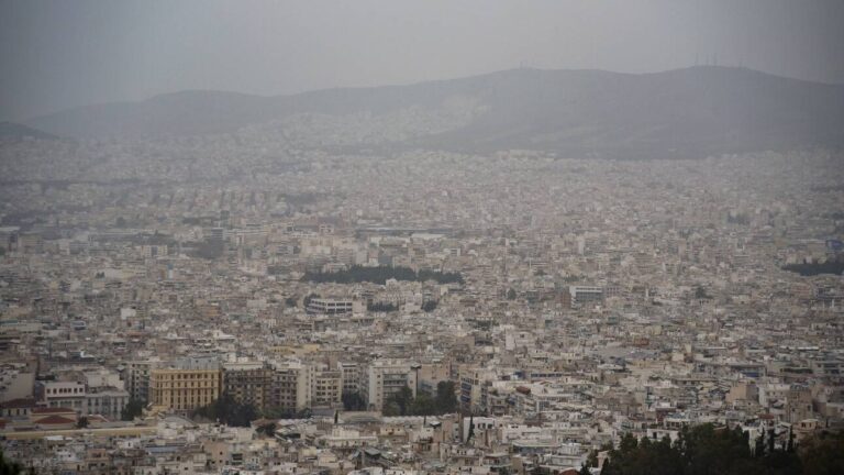 Αρναούτογλου: Τι καιρό θα κάνει την 25η Μαρτίου – Πότε υποχωρεί η κακοκαιρία