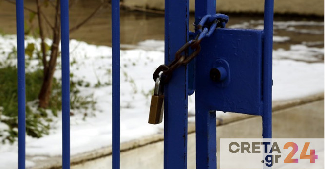 Lockdown: Κλειστά σχολεία σε όλη τη χώρα εξετάζουν οι ειδικοί