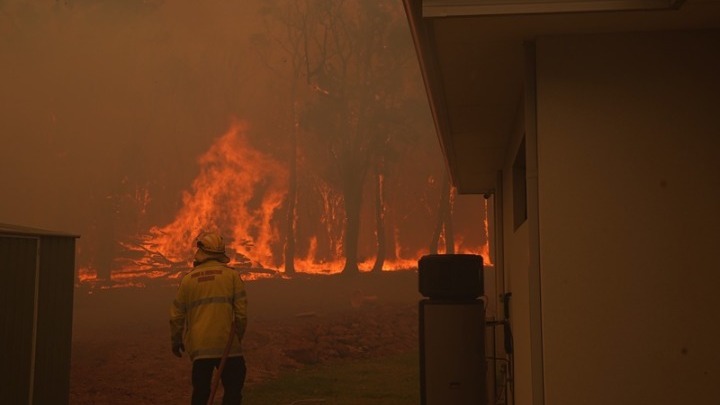 Οι πυρκαγιές της Αυστραλίας διεύρυναν την τρύπα του όζοντος και ανέβασαν την παγκόσμια θερμοκρασία