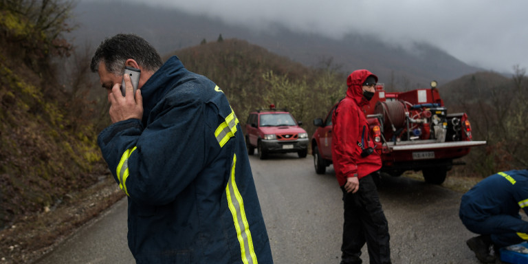 Σταμάτησαν λόγω κακοκαιρίας οι έρευνες για το εκπαιδευτικό αεροσκάφος