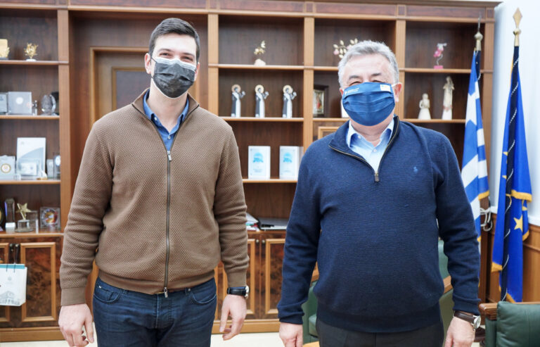 Συνάντηση συνεργασίας του Περιφερειάρχη Κρήτης με τον επικεφαλής της μείζονος μειοψηφίας του Περιφερειακού Συμβουλίου