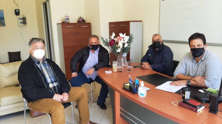 Ηράκλειο: Συνάντηση Λογιάδη με τον πρόεδρο Ιδιοκτητών Λεωφορείων