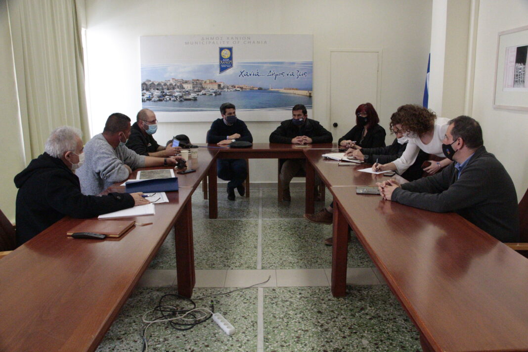 Συνάντηση Σημανδηράκη με στελέχη του ΑΔΜΗΕ