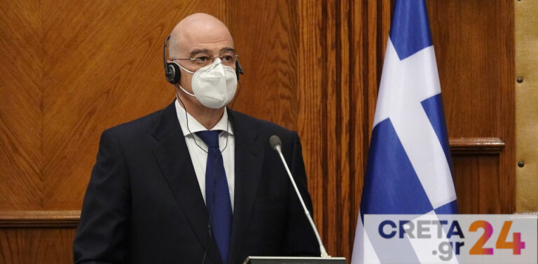 Στο Σότσι τη Δευτέρα ο Δένδιας για συνάντηση με τον Λαβρόφ