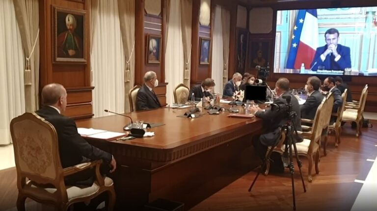 Επικοινωνία Ερντογάν – Μακρόν: «Υπάρχει σοβαρή προοπτική συνεργασίας» είπε ο Τούρκος πρόεδρος