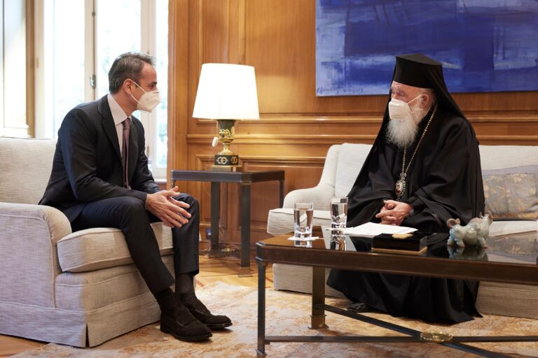 Συνάντηση Μητσοτάκη -Ιερώνυμου: Στο επίκεντρο η πανδημία και το σχέδιο της κυβέρνησης για την αντιμετώπισή της