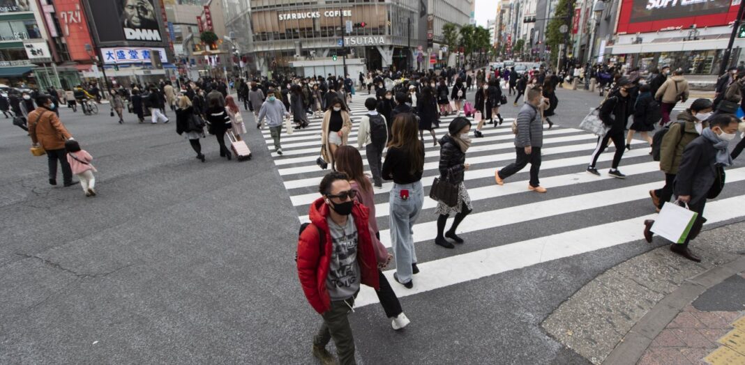 Κορωνοϊός: Ρεκόρ κρουσμάτων στην Ιαπωνία – Επεκτείνεται η κατάσταση έκτακτης ανάγκης