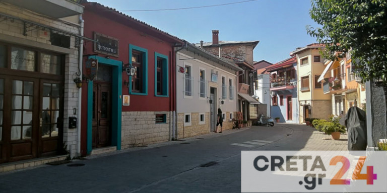 Κορωνοϊός: Κηδείες, μνημόσυνα και συνωστισμοί οδηγούν ακόμη μια περιοχή στο «βαθύ κόκκινο»