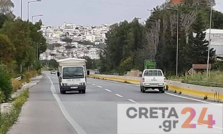 Ηράκλειο: Οδηγούσε το αγροτικό … ανάποδα!