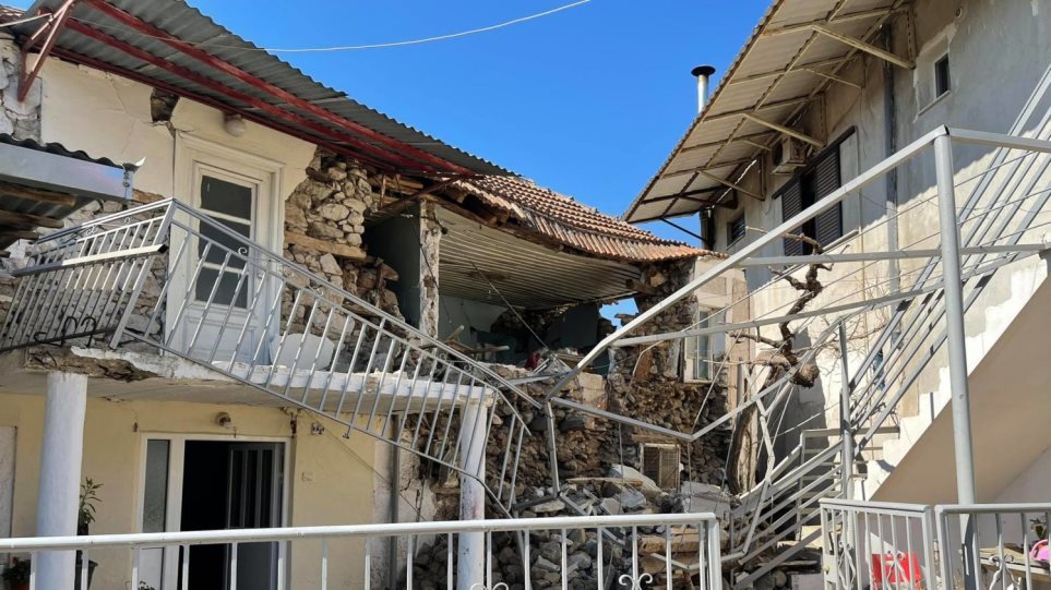 Ελασσόνα: Τι άφησε πίσω του ο ισχυρός σεισμός (εικόνες & βίντεο)