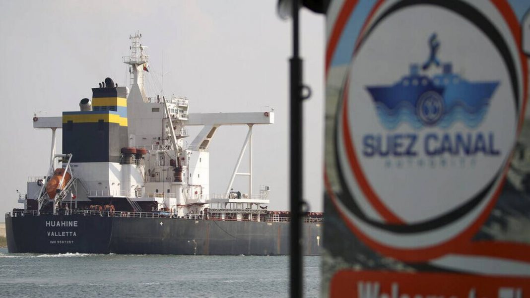 Διώρυγα του Σουέζ: Εργασίες διεύρυνσης στον «χρυσό» δρόμο του εμπορίου -Μπορεί να ξαναφράξει;