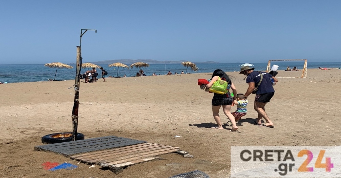 Ξεχύθηκαν στις παραλίες οι Ηρακλειώτες (εικόνες)