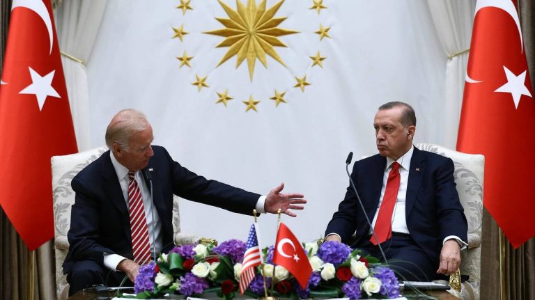 Πληροφορίες για τηλεφώνημα Μπάιντεν σε Ερντογάν για τη Γενοκτονία των Αρμενίων
