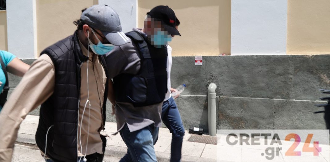 «Καίει» τον ψευτογιατρό η δεύτερη πραγματογνωμοσύνη – «Υπήρχαν άνθρωποι που σήμερα θα ζούσαν»