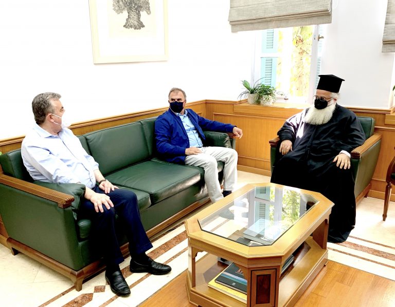 Συνάντηση Περιφερειάρχη Κρήτης με τον Μητροπολίτη Ιεραπύτνης και Σητείας και τον Δήμαρχο Ιεράπετρας