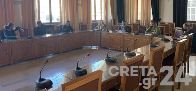 Ηράκλειο: Στη Λότζια οι καταστηματάρχες εστίασης