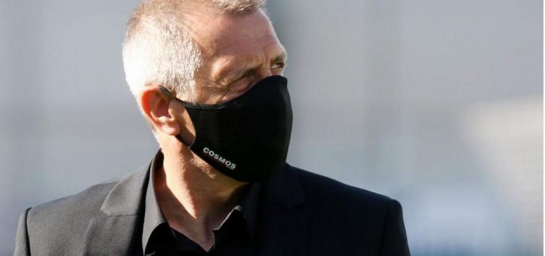 Πικραμένος ο Νίκος Νιόπλιας: “Μπορούσαμε να κρατήσουμε το 1-0”