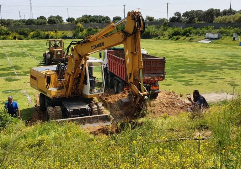 Μπήκαν μπουλντόζες στο ΒΑΚ (VIDEO)