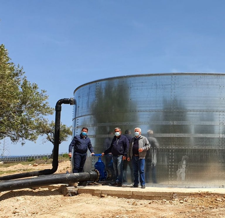 Πόσιμο νερό από το φράγμα Αποσελέμη στον οικισμό των Γουβών