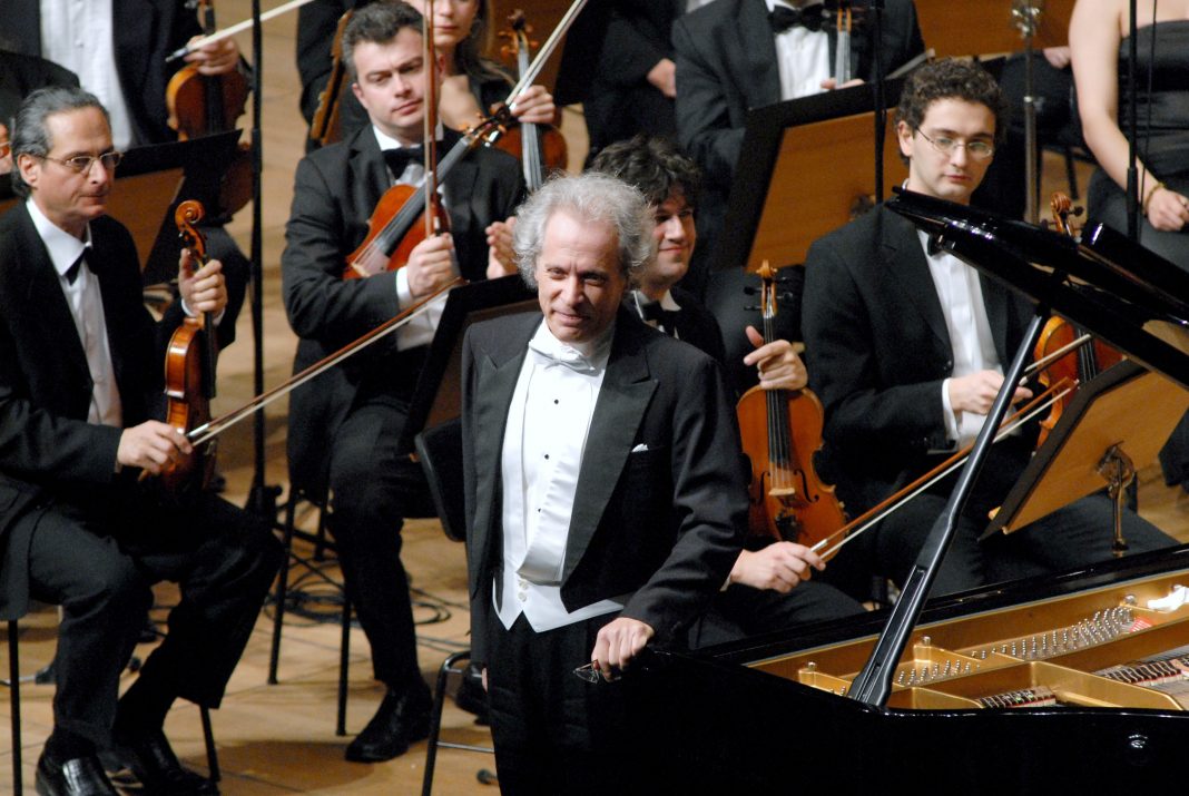 Δημήτρης Τουφεξής: Ρεσιτάλ πιάνου με έργα Frédéric Chopin στο Πολιτιστικό Κέντρο Ηρακλείου